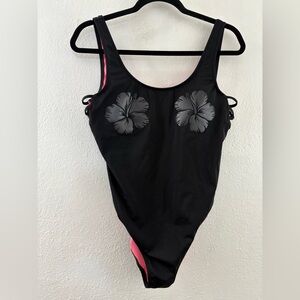 Victorias Secret Pink Women Black Hibiscus One PC Swimsuit Bathing Suit Size M